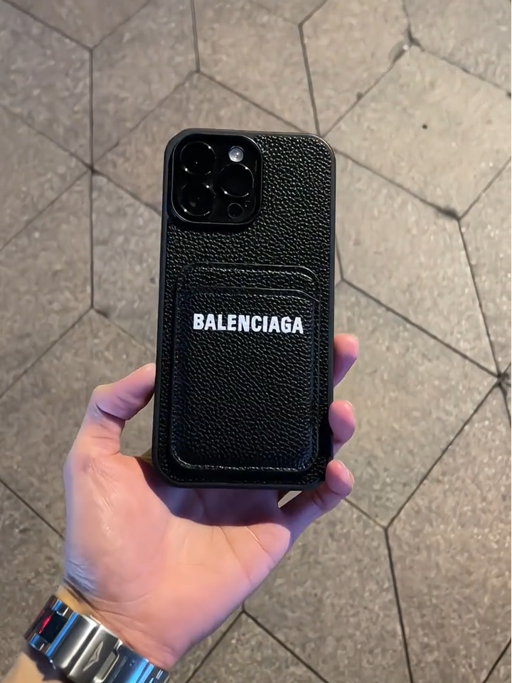 巴黎世家卡包皮質磨砂軟邊手機殼